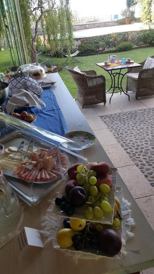 B&B Poggio Caiar Caprino Veronese Exterior foto