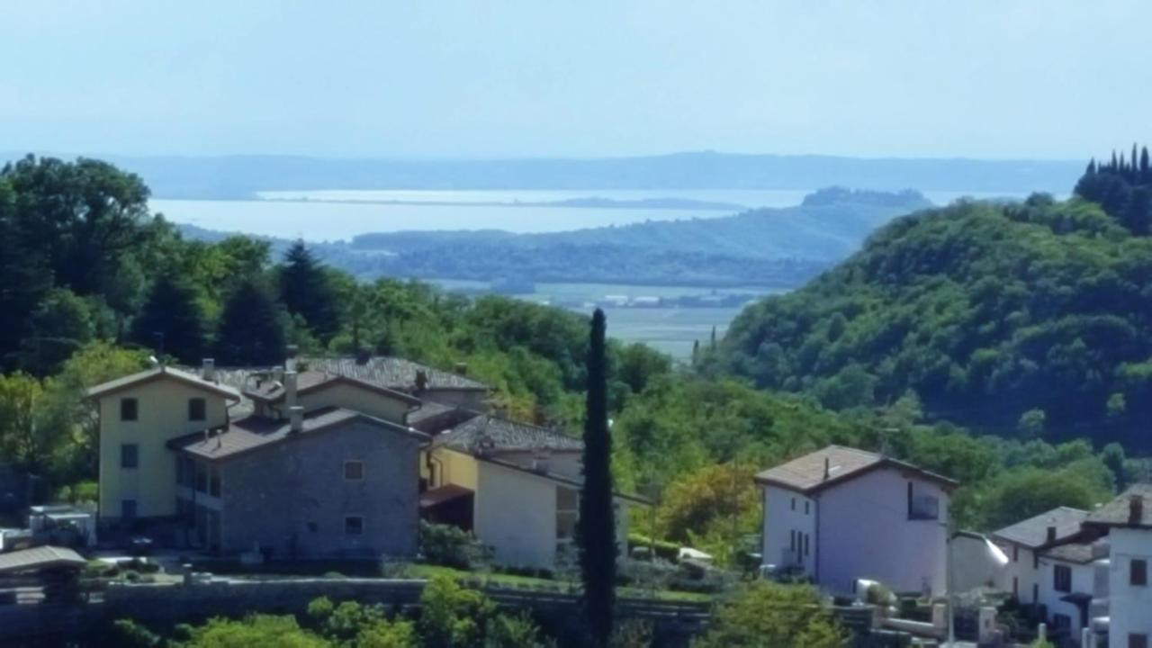 B&B Poggio Caiar Caprino Veronese Exterior foto